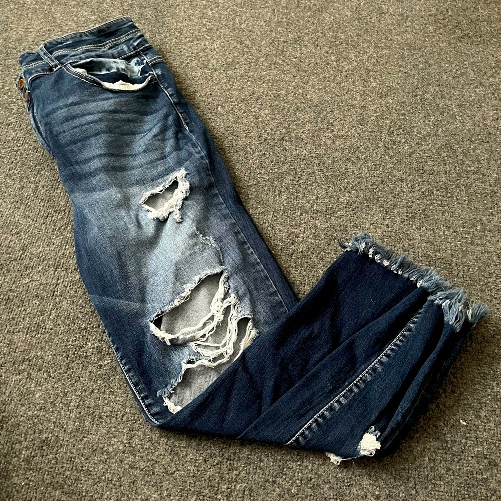 KanCan Signature Buckle Exclusive Skinny Jeans